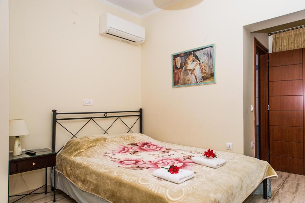 Cozy Flats In An Olive Grove By The Sandy Beach Kanalos Ngoại thất bức ảnh