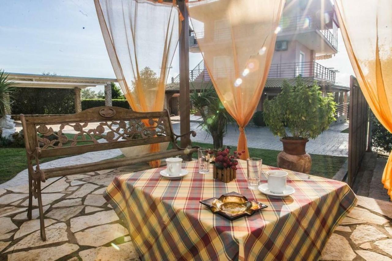 Cozy Flats In An Olive Grove By The Sandy Beach Kanalos Ngoại thất bức ảnh